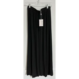 LA Relaxed • NWT Luxe Jersey Knit Black Maxi Skirt